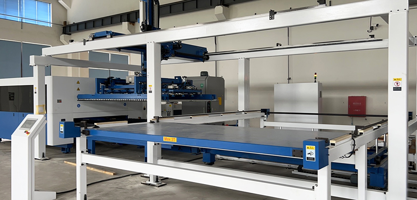 معدات الصفائح المعدنية