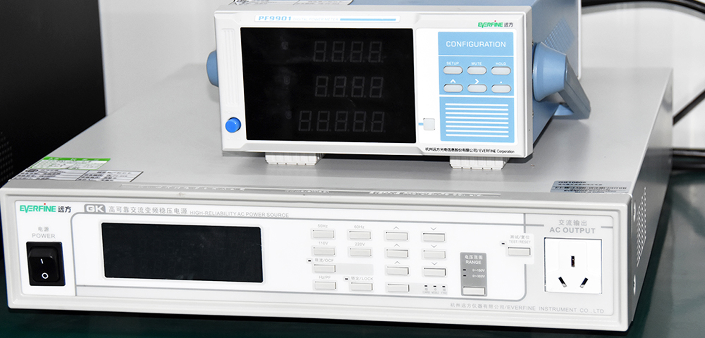 معدات المختبر