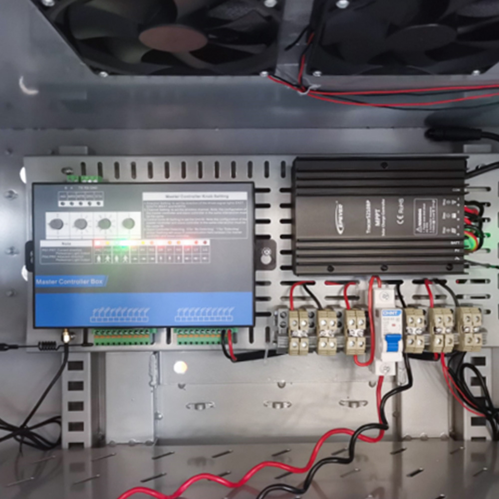 وحدة تحكم إشارات المرور اللاسلكية