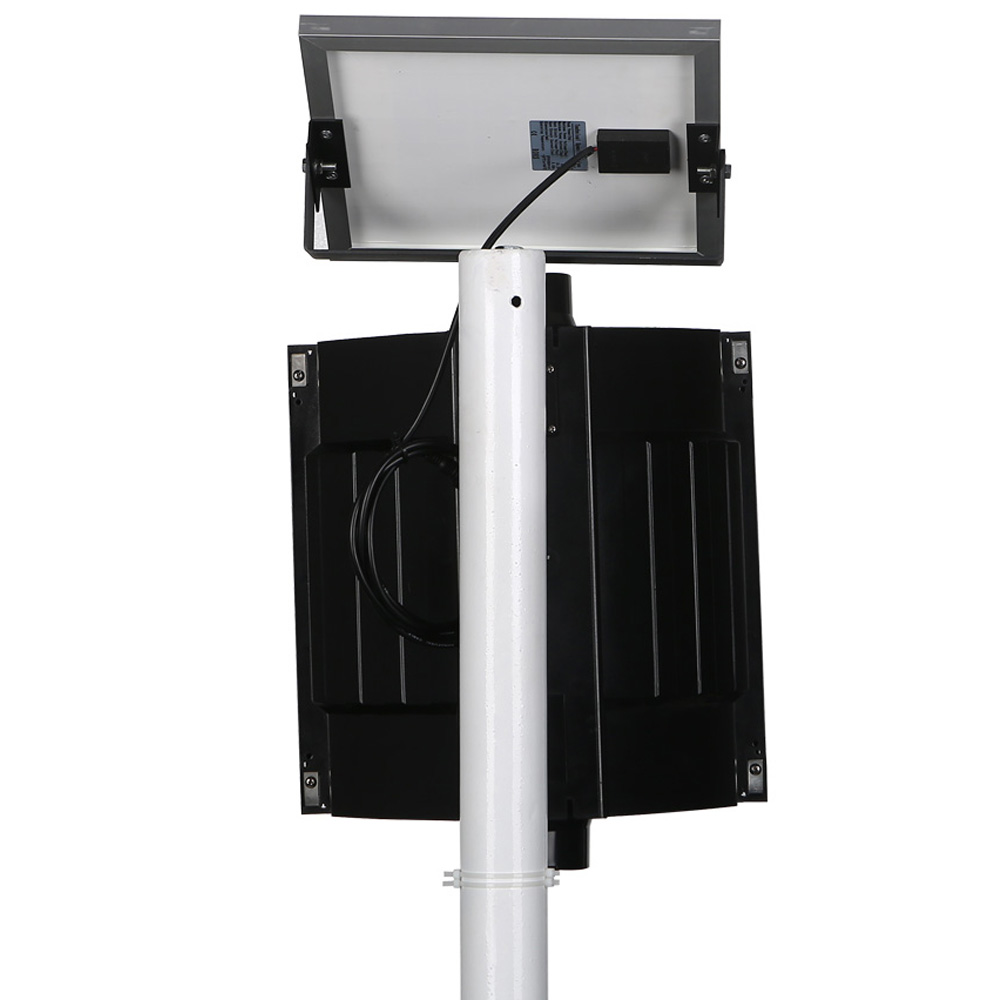 ضوء أصفر وامض يعمل بالطاقة الشمسية