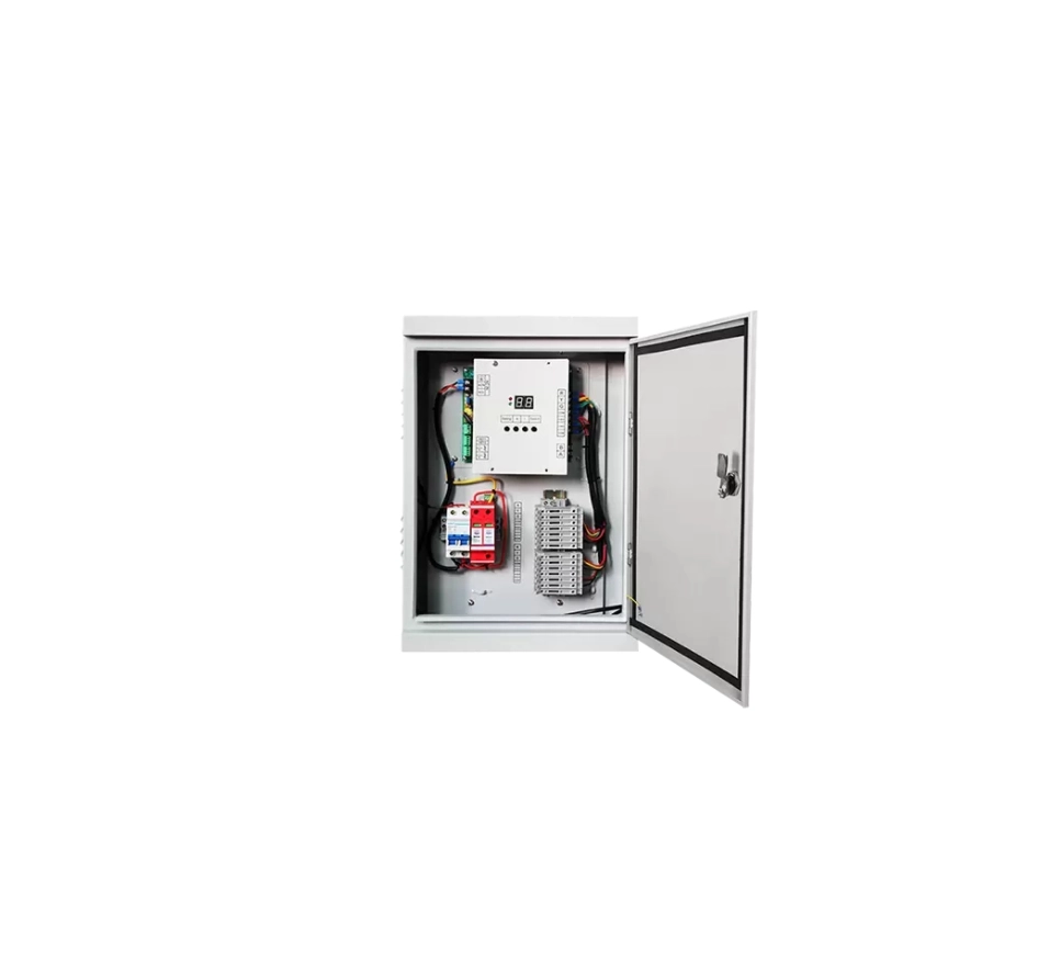 تعزيز سلامة المشاة باستخدام أجهزة التحكم الذكية في حركة المرور عند المعابر